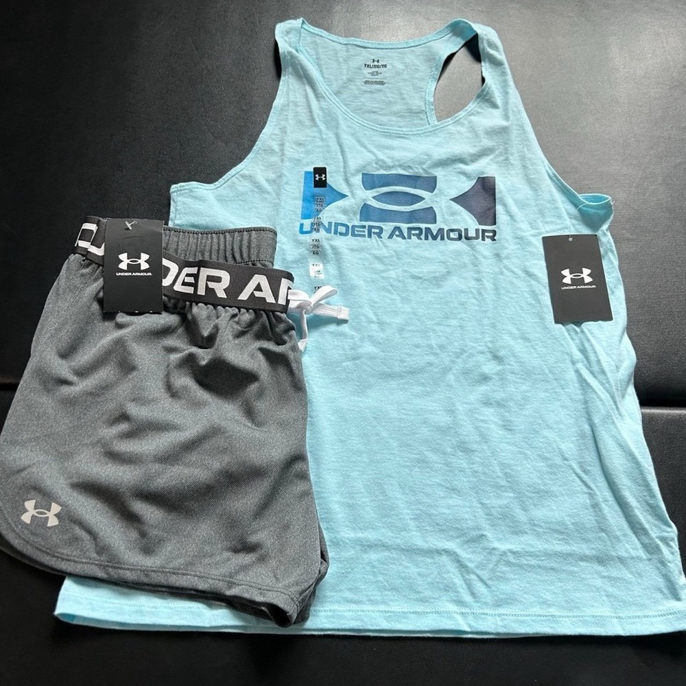NWT Under Armour Athletic Set Girls Youth Size XL